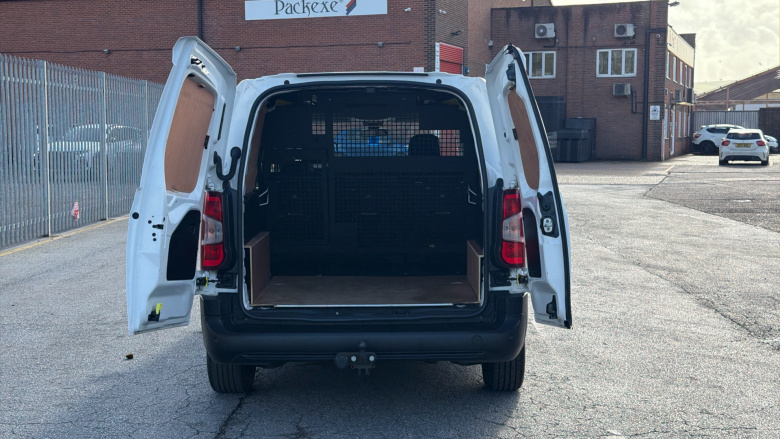 Peugeot Partner Long Diesel 850 1.5 BlueHDi 100 Professional Premium Crew Van